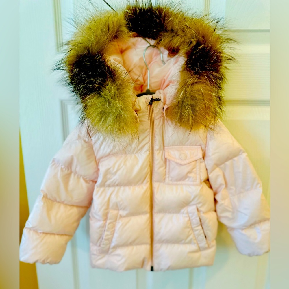 Moncler Girls Winter Puffer Jacket 2T Removable Fur and Hood